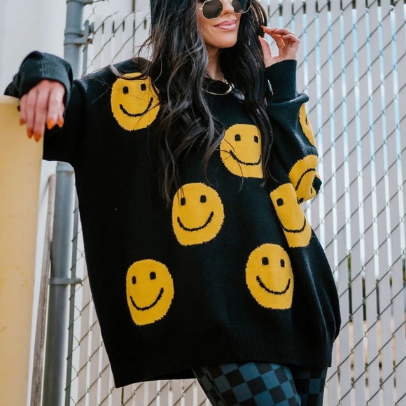 Dressed In Lala Have Fun Oversized Smile Knit - L - Picture 3 of 6